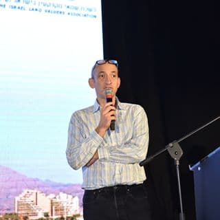 מנכ"ל משרד השיכון אביעד פרידמן לשמאי המקרקעין: אתם נותנים שומות נמוכות מידי