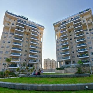 קבוצת אלמוג כ.ד.א.י סגרה עסקה עם מנכ''ל קבוצת הכדורגל הפועל פ''ת ב CASA באר יעקב