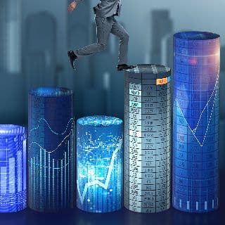 עליות שערים חדות באחד העם. הנדל''ן 15 עולה ב 1.57% המעוף עולה ב 0.96%.