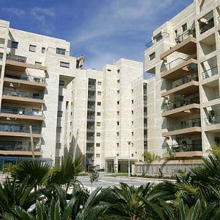 אביב אוסיף ואמריקה ישראל מכרו 8 דירות בפרויקט ''אביב באלתרמן'' בהרצליה בתמורה לכ-15 מיליון שקל