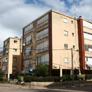 מדד נדלניסט למרץ 2010: בוקר טוב, פתח תקווה